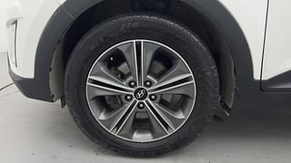 Used 2016 Hyundai Creta [2015-2018] 1.6 SX Plus Auto Petrol Petrol Automatic tyres LEFT FRONT TYRE RIM VIEW