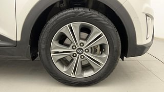 Used 2017 Hyundai Creta [2015-2018] 1.6 SX Plus Auto Diesel Automatic tyres RIGHT FRONT TYRE RIM VIEW
