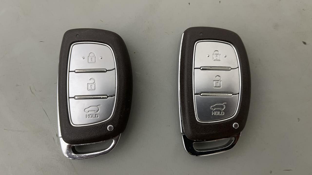 Used 2015 Hyundai Elite i20 [2014-2018] Asta 1.4 CRDI Diesel Manual extra CAR KEY VIEW