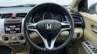 Used 2011 Honda City [2011-2014] 1.5 V MT Petrol Manual top_features Steering mounted controls