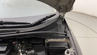 Used 2016 Honda City [2014-2017] SV Diesel Diesel Manual engine ENGINE LEFT SIDE HINGE & APRON VIEW