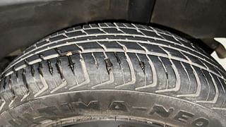 Used 2017 Renault Kwid [2015-2019] 1.0 RXT AMT Opt Petrol Automatic tyres LEFT REAR TYRE TREAD VIEW