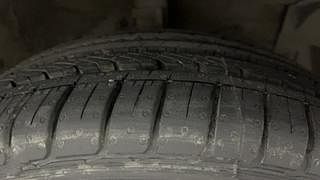 Used 2016 Maruti Suzuki Ciaz [2014-2017] ZXI+ AT Petrol Automatic tyres RIGHT FRONT TYRE TREAD VIEW