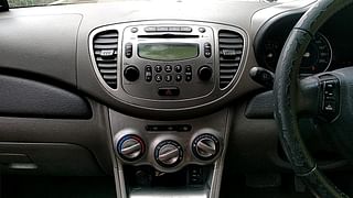 Used 2013 Hyundai i10 [2007-2010] Asta AT with Sunroof Petrol Petrol Automatic interior MUSIC SYSTEM & AC CONTROL VIEW