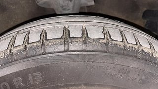 Used 2011 Hyundai i10 [2010-2016] Sportz 1.2 Petrol Petrol Manual tyres RIGHT FRONT TYRE TREAD VIEW