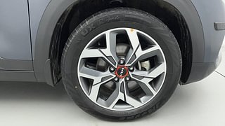 Used 2022 Kia Seltos X Line DCT Petrol Automatic tyres RIGHT FRONT TYRE RIM VIEW