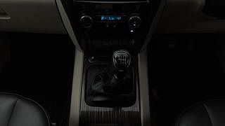 Used 2022 mahindra Scorpio Classic S 11 MT 7S Diesel Manual interior GEAR  KNOB VIEW