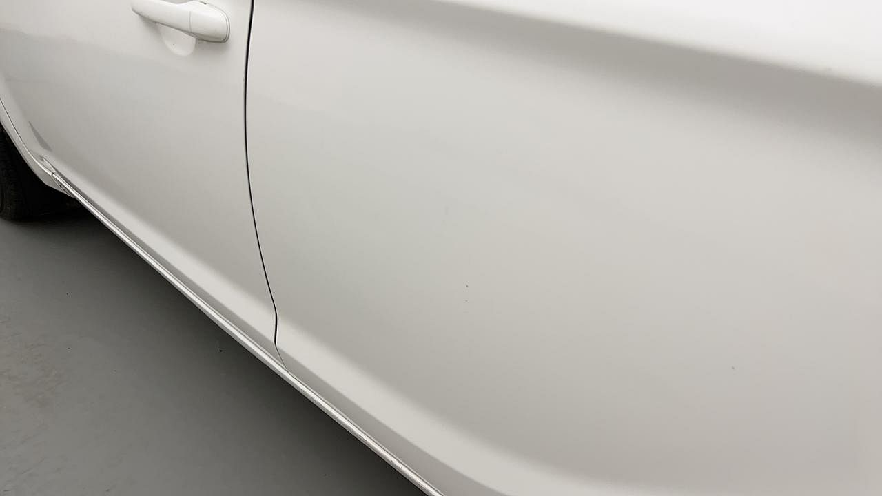 Used 2011 Hyundai i20 [2008-2012] Sportz 1.2 Petrol Manual dents MINOR SCRATCH