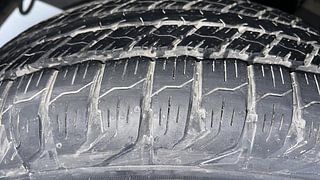 Used 2018 Mahindra Scorpio [2017-2020] S7 140 PS Diesel Manual tyres LEFT FRONT TYRE TREAD VIEW