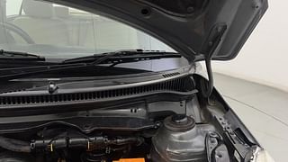 Used 2014 Maruti Suzuki Swift Dzire VDI Diesel Manual engine ENGINE LEFT SIDE HINGE & APRON VIEW