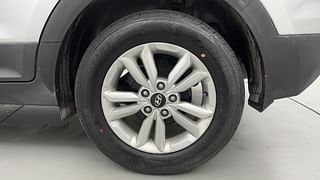 Used 2018 Hyundai Creta [2015-2018] 1.6 S Plus Auto Diesel Automatic tyres LEFT REAR TYRE RIM VIEW
