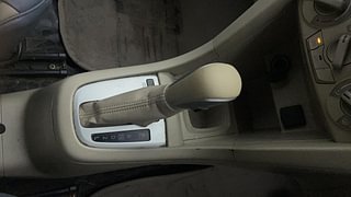 Used 2017 Maruti Suzuki Ertiga [2015-2018] VXI AT Petrol Automatic interior GEAR  KNOB VIEW