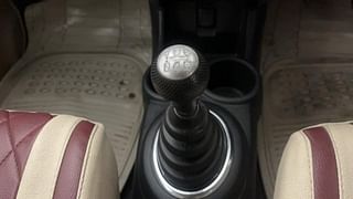 Used 2014 Honda Amaze [2013-2016] 1.2 S i-VTEC Petrol Manual interior GEAR  KNOB VIEW