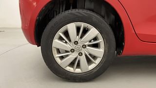 Used 2015 Maruti Suzuki Swift [2011-2017] ZDi Diesel Manual tyres RIGHT REAR TYRE RIM VIEW