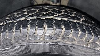 Used 2018 Renault Captur [2017-2020] RXE Petrol Petrol Manual tyres RIGHT FRONT TYRE TREAD VIEW