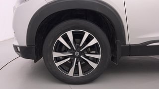 Used 2019 Nissan Kicks [2018-2020] XL Diesel Diesel Manual tyres LEFT FRONT TYRE RIM VIEW