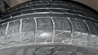 Used 2016 Hyundai Creta [2015-2018] 1.6 SX Plus Auto Petrol Petrol Automatic tyres LEFT FRONT TYRE TREAD VIEW