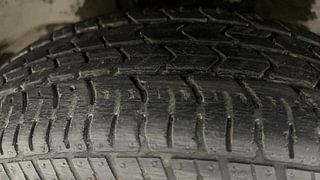 Used 2019 Maruti Suzuki Alto K10 [2014-2019] VXI AMT Petrol Automatic tyres LEFT FRONT TYRE TREAD VIEW