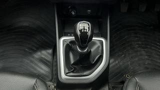 Used 2018 Hyundai Creta [2018-2020] 1.6 SX OPT VTVT Petrol Manual interior GEAR  KNOB VIEW