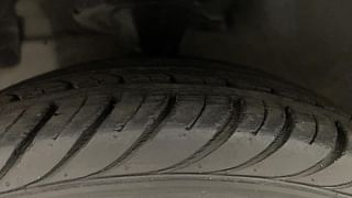 Used 2015 Hyundai Eon [2011-2018] Magna Petrol Manual tyres LEFT FRONT TYRE TREAD VIEW