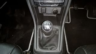 Used 2016 Maruti Suzuki Vitara Brezza [2016-2020] ZDi Diesel Manual interior GEAR  KNOB VIEW