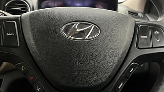 Used 2018 Hyundai Xcent [2017-2019] SX Petrol Petrol Manual top_features Airbags