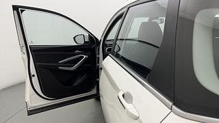 Used 2019 mg-motors Hector 1.5 Sharp DCT Petrol Automatic interior LEFT FRONT DOOR OPEN VIEW