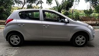 Used 2011 Hyundai i20 [2008-2012] Asta 1.2 ABS Petrol Manual exterior RIGHT SIDE VIEW