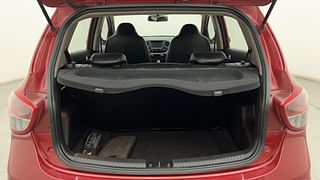 Used 2018 Hyundai Grand i10 [2017-2020] Asta 1.2 Kappa VTVT Petrol Manual interior DICKY INSIDE VIEW