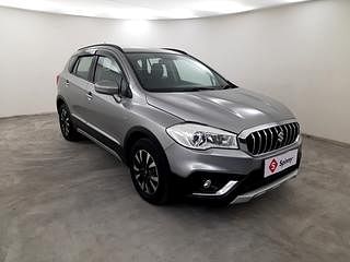 Used 2018 Maruti Suzuki S-Cross [2017-2020] Alpha 1.3 Diesel Manual exterior RIGHT FRONT CORNER VIEW