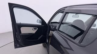 Used 2022 Maruti Suzuki Alto 800 Lxi (O) Petrol Manual interior LEFT FRONT DOOR OPEN VIEW