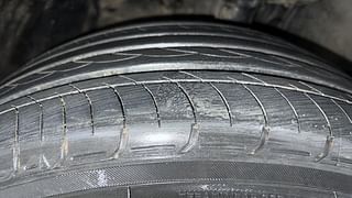 Used 2019 Honda Civic [2019-2021] ZX CVT Petrol Petrol Automatic tyres RIGHT FRONT TYRE TREAD VIEW