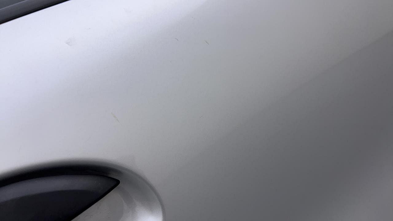 Used 2020 Renault Kwid RXL Petrol Manual dents MINOR DENT