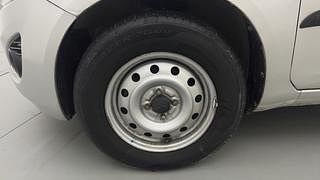 Used 2014 Maruti Suzuki Ritz [2012-2017] Lxi Petrol Manual tyres LEFT FRONT TYRE RIM VIEW