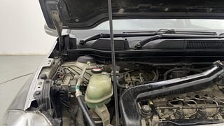 Used 2015 Maruti Suzuki S-Cross [2015-2017] Alpha 1.6 Diesel Manual engine ENGINE RIGHT SIDE HINGE & APRON VIEW