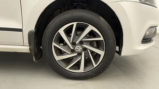 Used 2018 Volkswagen Polo [2018-2022] Comfortline 1.0L (P) Petrol Manual tyres RIGHT FRONT TYRE RIM VIEW