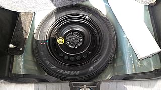 Used 2017 Maruti Suzuki Baleno [2015-2019] Alpha Diesel Diesel Manual tyres SPARE TYRE VIEW