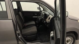 Used 2013 Maruti Suzuki Wagon R 1.0 [2013-2019] LXi CNG Petrol+cng Manual interior RIGHT SIDE FRONT DOOR CABIN VIEW