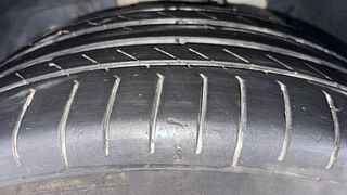 Used 2019 Mahindra XUV500 [2018-2021] W11 AT Diesel Automatic tyres LEFT FRONT TYRE TREAD VIEW