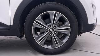 Used 2015 Hyundai Creta [2015-2018] 1.6 SX (O) Diesel Manual tyres RIGHT FRONT TYRE RIM VIEW