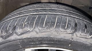 Used 2022 Honda City ZX CVT Petrol Automatic tyres RIGHT FRONT TYRE TREAD VIEW