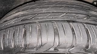 Used 2016 Renault Duster [2015-2019] 85 PS RXZ 4X2 MT Diesel Manual tyres RIGHT FRONT TYRE TREAD VIEW