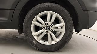 Used 2017 Hyundai Creta [2015-2018] 1.6 SX Plus Petrol Petrol Manual tyres LEFT REAR TYRE RIM VIEW