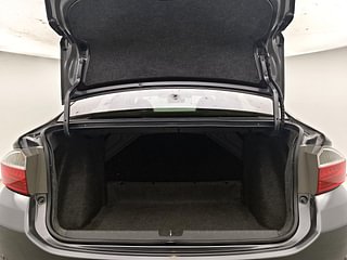 Used 2018 Honda City [2017-2020] ZX CVT Petrol Automatic interior DICKY INSIDE VIEW