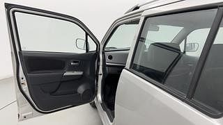 Used 2012 Maruti Suzuki Wagon R 1.0 [2010-2013] LXi CNG Petrol+cng Manual interior LEFT FRONT DOOR OPEN VIEW