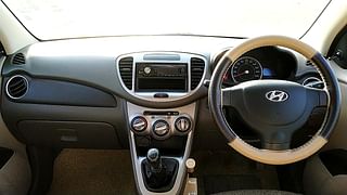 Used 2015 Hyundai i10 1.1L iRDE Magna Special Edition Petrol Manual interior DASHBOARD VIEW