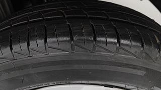 Used 2019 Maruti Suzuki Alto 800 [2016-2019] Vxi Petrol Manual tyres LEFT REAR TYRE TREAD VIEW