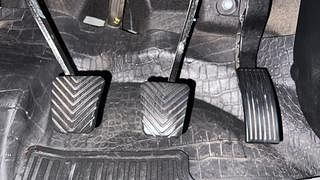 Used 2022 Hyundai New i20 Asta (O) 1.2 MT Petrol Manual interior PEDALS VIEW