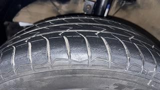 Used 2015 Maruti Suzuki Baleno [2015-2019] Delta Petrol Petrol Manual tyres LEFT FRONT TYRE TREAD VIEW