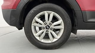 Used 2017 Hyundai Creta [2015-2018] 1.6 SX Plus Diesel Manual tyres RIGHT REAR TYRE RIM VIEW